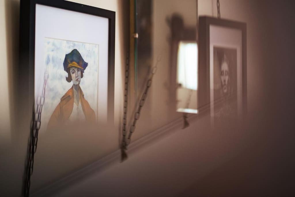 Glenroy Arts Gallery Meets Living Space Cardiff Ngoại thất bức ảnh