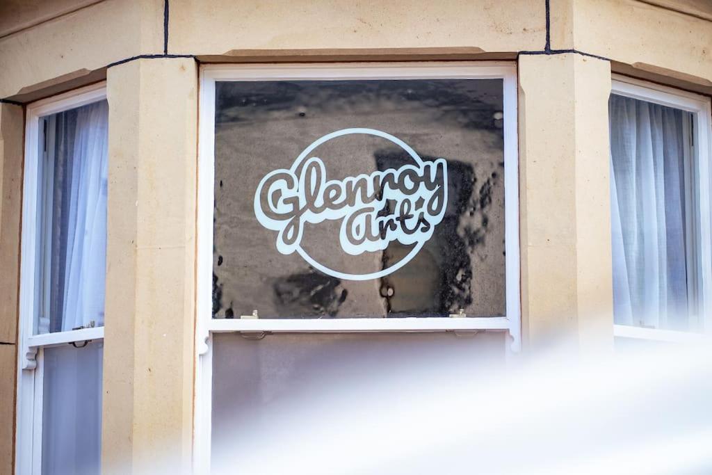 Glenroy Arts Gallery Meets Living Space Cardiff Ngoại thất bức ảnh